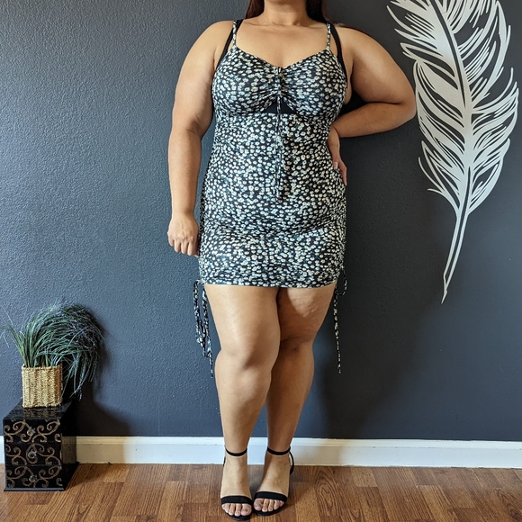 Shein Floral Dress - Picture 6 of 11